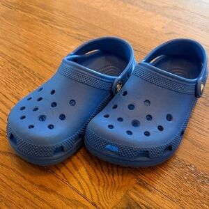 Kids Crocs in Blue - size 1